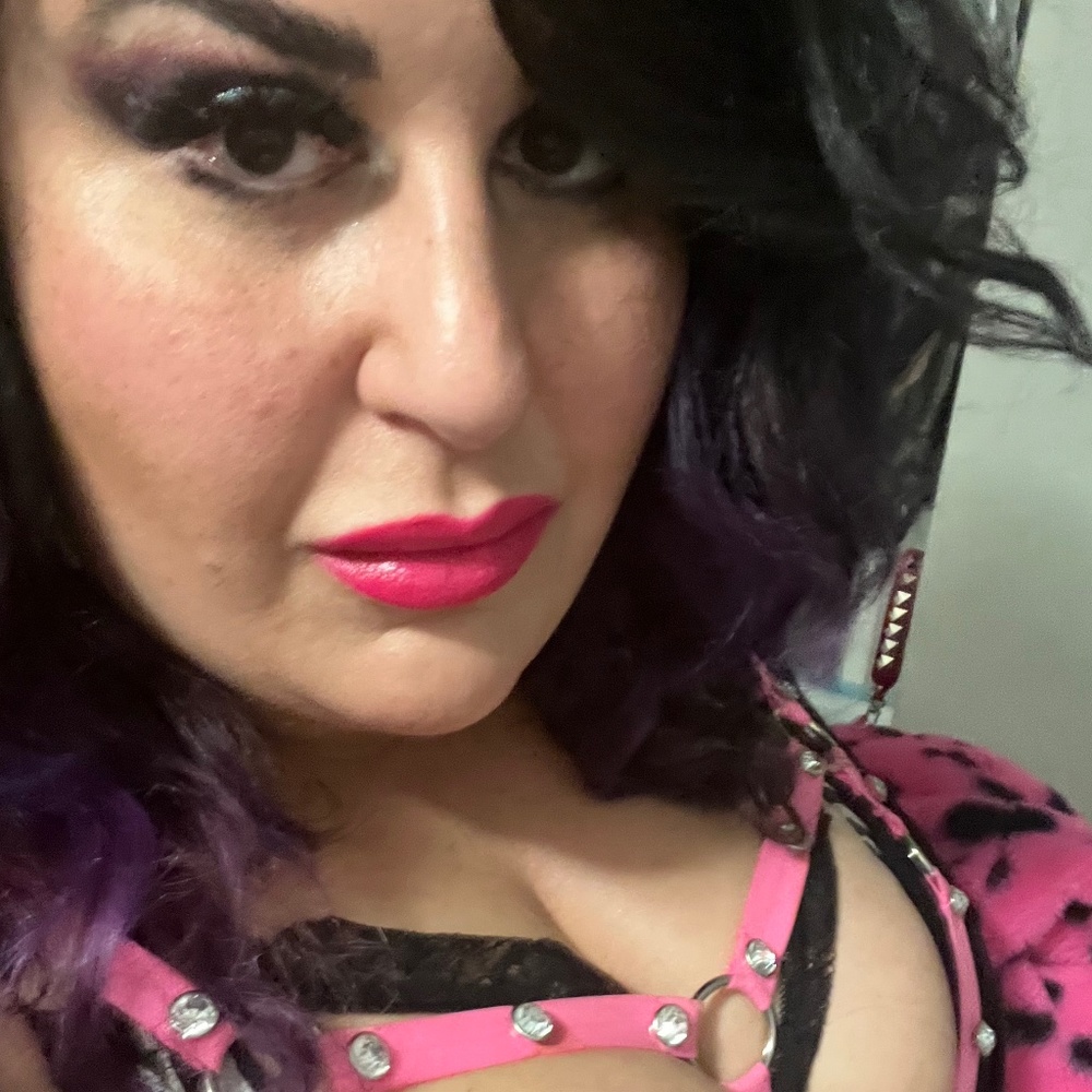 Meet your Posher, Marianne